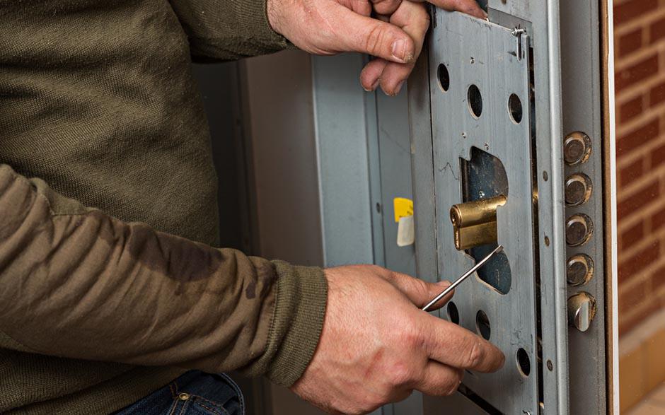 serrurier ouverture de porte Saint-Maurice